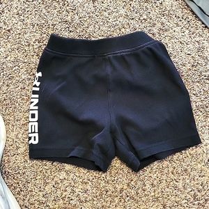 18mo UA shorts